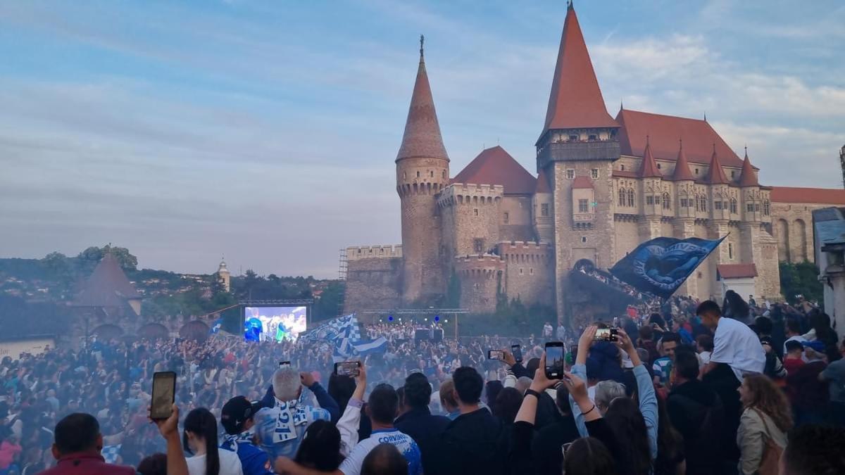 Otilia Home Hunedoara Zewnętrze zdjęcie